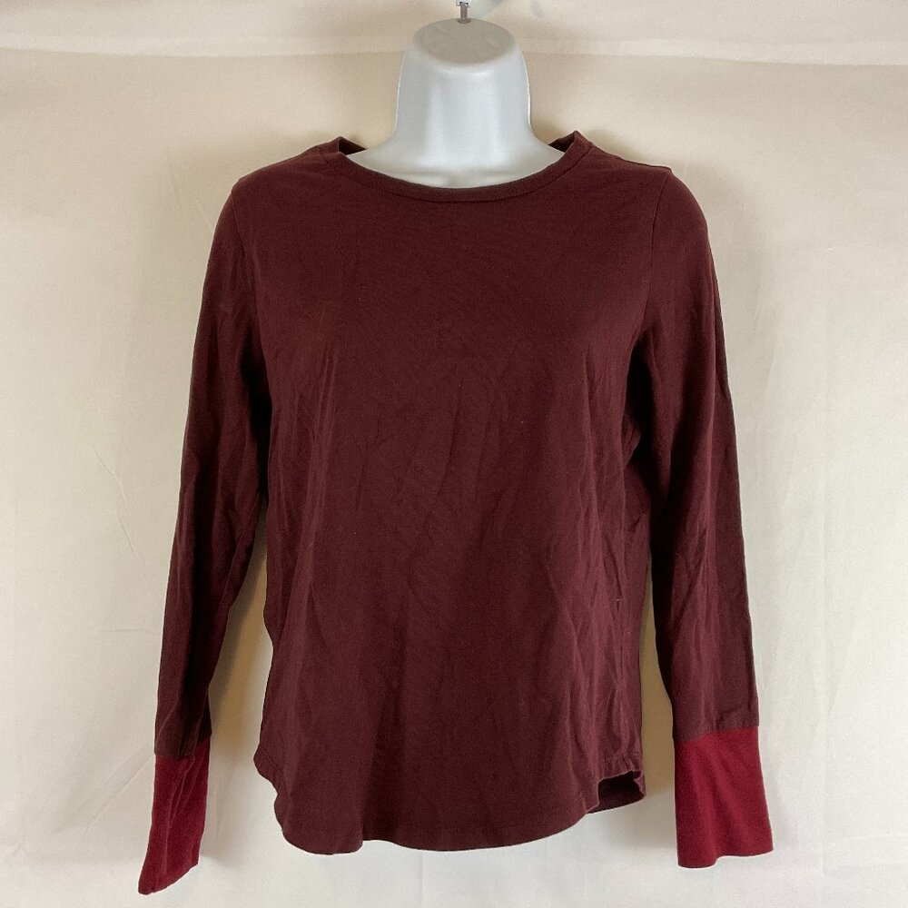 Universal Standard Top 3XS Petite Long Sleeve Rounded Hem US 2/4 Petite